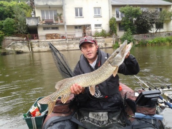 Comp&eacute;tition p&ecirc;che aux leurres